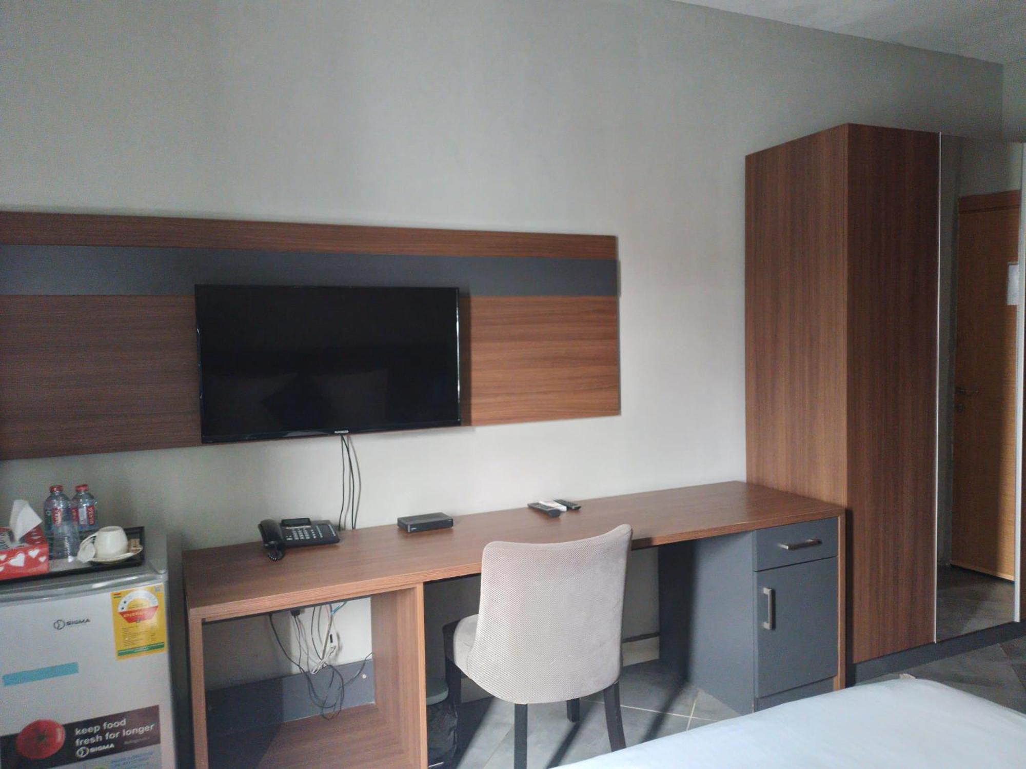 Euro Homes Hotel Accra Exteriér fotografie