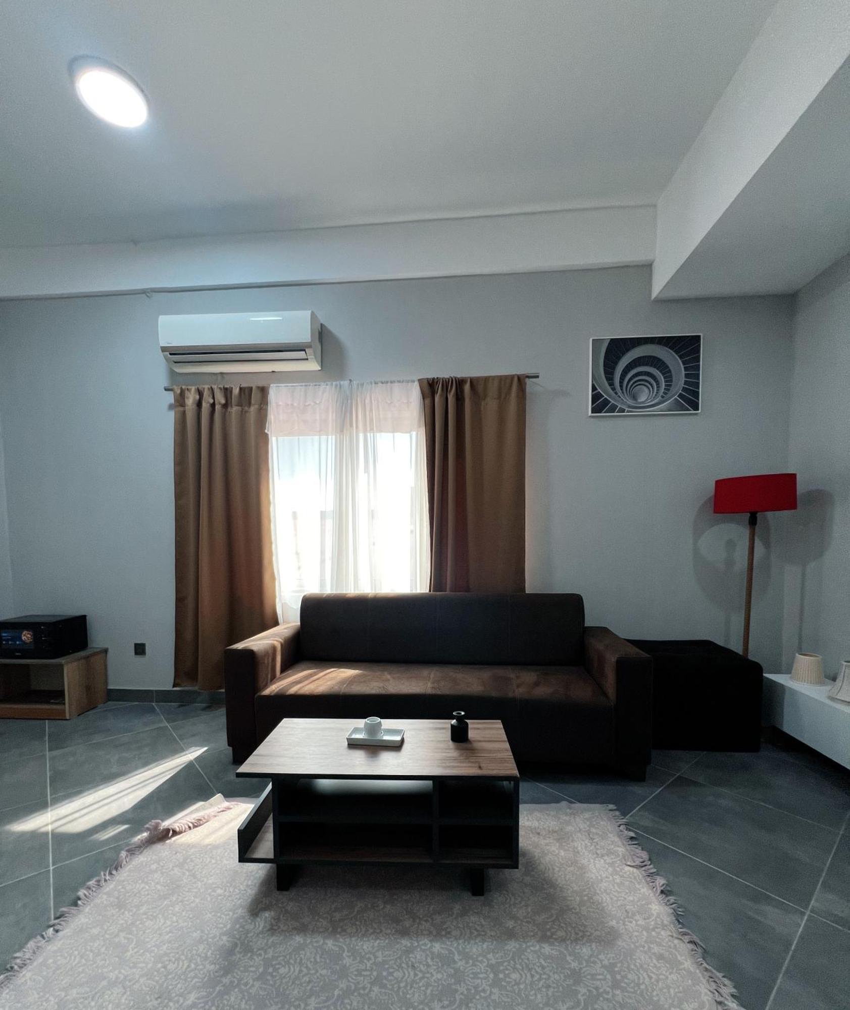 Euro Homes Hotel Accra Exteriér fotografie