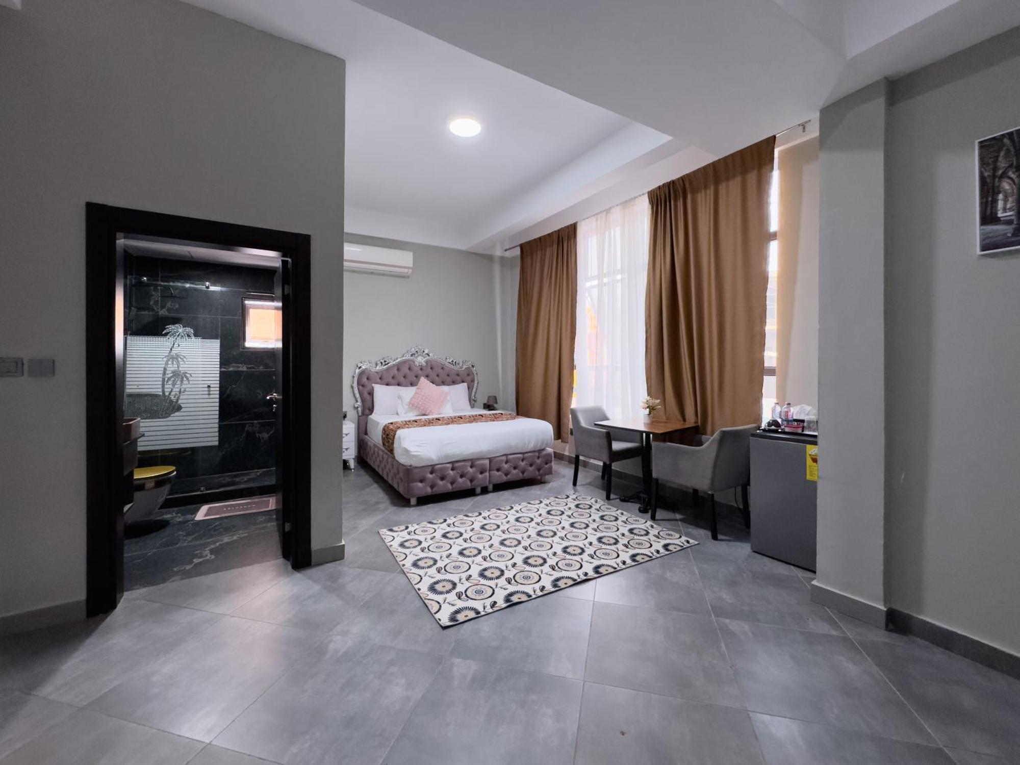 Euro Homes Hotel Accra Exteriér fotografie